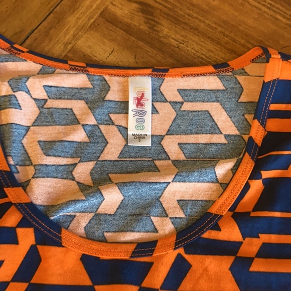 NWT!!! LuLaRoe Lynnae sz small - Picture 3 of 4